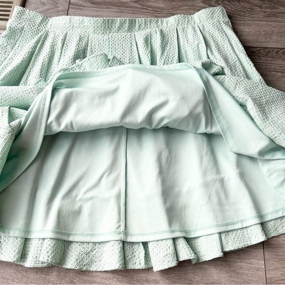 Torrid Green Teal Flared Eyelet Cotton Pleated Circle
Mini Skirt - Picture 8 of 12